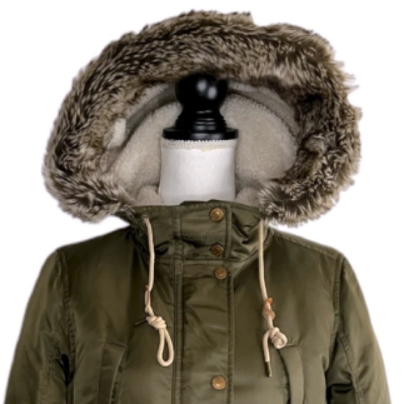 Levi Strauss Women’s Green Poly Duck Down Filled Faux Fur Hooded Parka Jacket - Picture 10 of 16